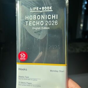 Hobonichi Techo 2026 Weeks English Edition, Tomie - Haunting Beauty